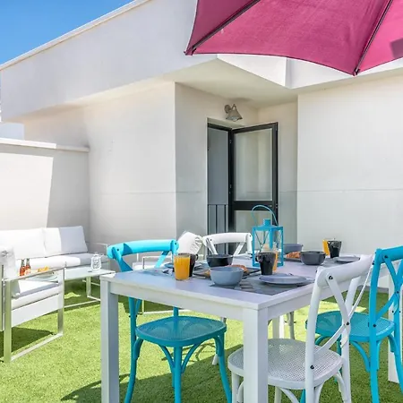 Atico Terraza Privada Piscina Centro Ac Nuevo 1hab Malaga