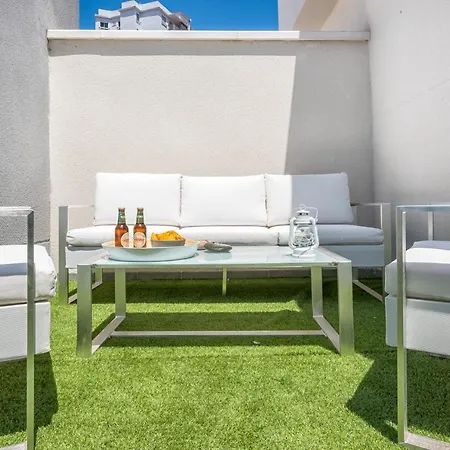 Atico Con Terraza Ac 1Hab En El Centro Y Piscina Comunitaria * Málaga