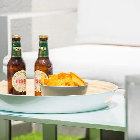 Atico Terraza Privada Piscina Centro Ac Nuevo 1hab Apartment *