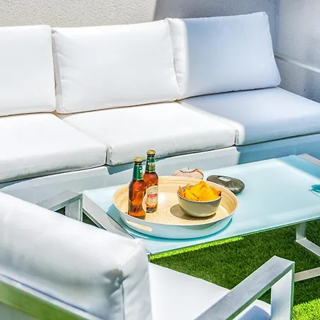 Atico Terraza Privada Piscina Centro Ac Nuevo 1hab Malaga