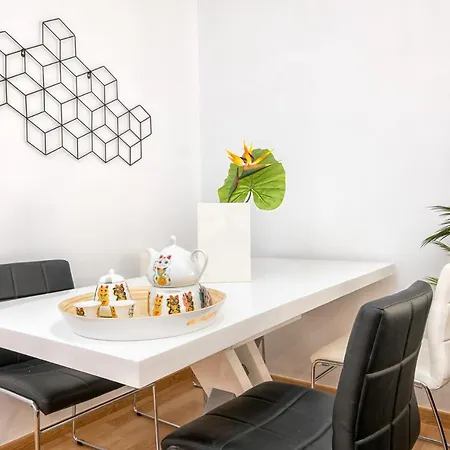 Atico Con Terraza Ac 1Hab En El Centro Y Piscina Comunitaria Apartamento *