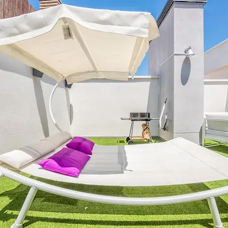 Atico Terraza Privada Piscina Centro Ac Nuevo 1hab Malaga