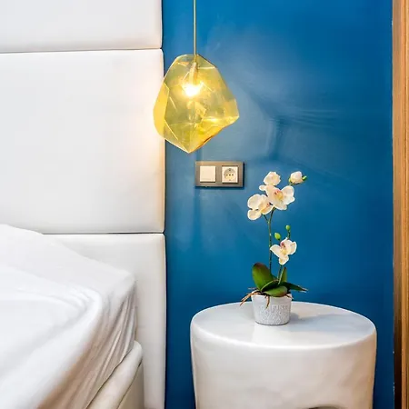 Atico Terraza Privada Piscina Centro Ac Nuevo 1hab Apartment *
